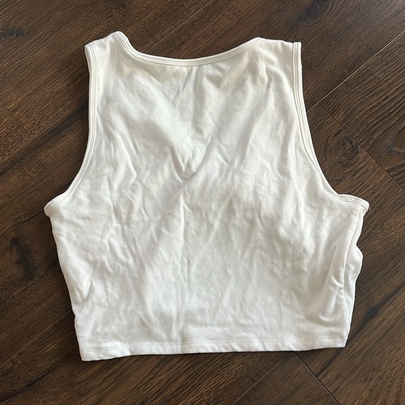 Klassy Network twist front crop top - Picture 2 of 2